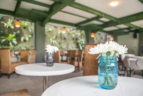 Amira Hotel by RedDoorz