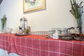 Amira Hotel by RedDoorz