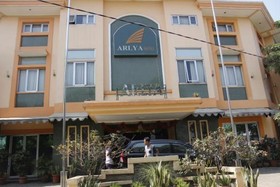 Arlya Hotel
