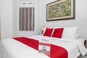 Astha Pavilions by RedDoorz