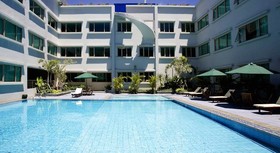 Aston Tropicana Hotel