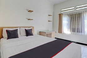 Capital O 92705 Lea Residence Dago Syariah