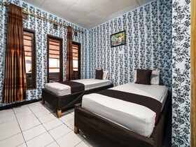 Capital O 93262 Hotel Cherish 2