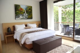 Spring Hill Resor Dago Pakar