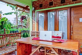 Cibeunying Homestay Cibodas Maribaya Homestays By Oyo Rooms