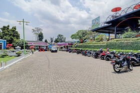 Collection O 90617 Rumah Oma Opa Syariah