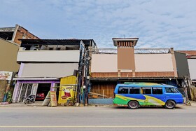 Geulis Guest House Syariah by OYO