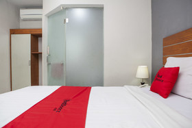 Hotel Mawar by RedDoorz