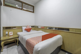 Imelda Residence by OYO Rooms