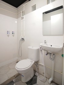 RedDoorz @ Home 33 Bandung