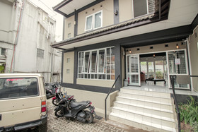 RedDoorz @ Home 33 Bandung