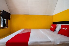 OYO 3772 Cigadog Residence
