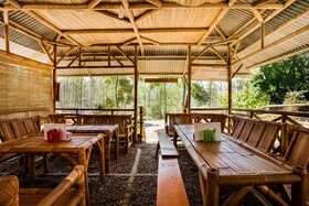 OYO 3772 Cigadog Residence