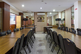 RedDoorz @ Paskal Hyper Square