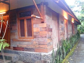 Sapulidi Cafe, Resort & Gallery