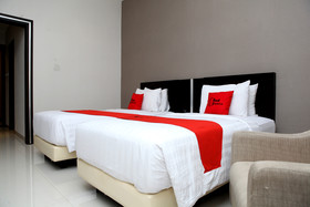 Sheo Resort Hotel by RedDoorz