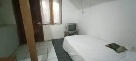 Spot On 93964 Guest House Pak Gatot 3