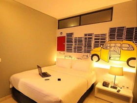Triple Seven Hotel