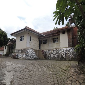 Yonanda Hotel