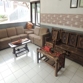 Yonanda Hotel