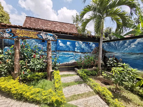 Bakungan Family Homestay by OYO Rooms