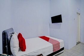 Niza Guesthouse Syariah by OYO