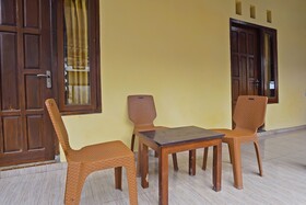 Spot On 92476 Sobat Ijen Traveller Homestay