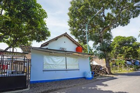 Spot On 92476 Sobat Ijen Traveller Homestay
