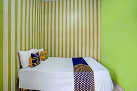 SPOT ON 92673 Gang Songo Syariah Homestay