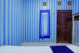 SPOT ON 92673 Gang Songo Syariah Homestay