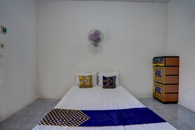 SPOT ON 92855 Griya Sandi Syariah Rogojampi