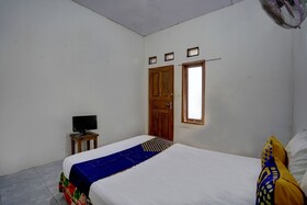 SPOT ON 92855 Griya Sandi Syariah Rogojampi