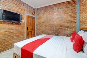 Djoglo Boto Homestay by OYO