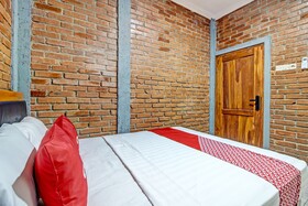 Djoglo Boto Homestay by OYO