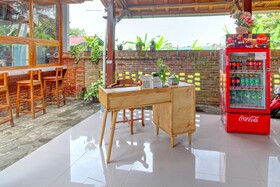 Djoglo Boto Homestay by OYO