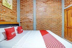 Djoglo Boto Homestay by OYO