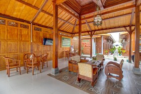 Djoglo Boto Homestay by OYO