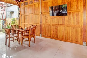 Djoglo Boto Homestay by OYO