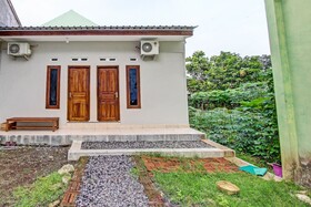 Guest House Inayah Syariah By OYO