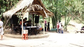 Kebon Pring Floating Resort & Market
