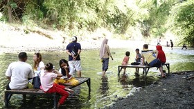 Kebon Pring Floating Resort & Market