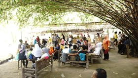 Kebon Pring Floating Resort & Market