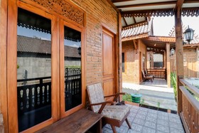 Omah Teras Bata Guesthouse