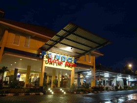 Pondok Jatim Park Hotel & Café
