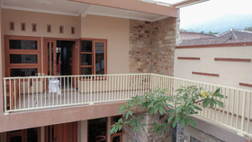 Villa Akbar 3 by RedDoorz