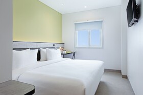 Amaris Hotel Kalimalang