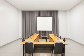 Amaris Hotel Kalimalang