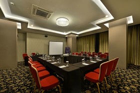 Amaroossa Grande Bekasi