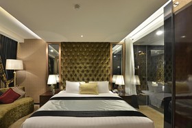 Amaroossa Grande Bekasi