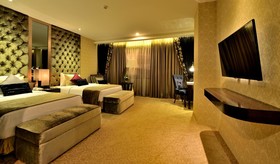 Amaroossa Grande Bekasi